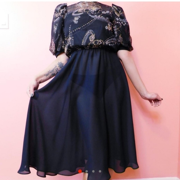 Gold Vintage Puff Sleeve Dress - Picture 1 of 7